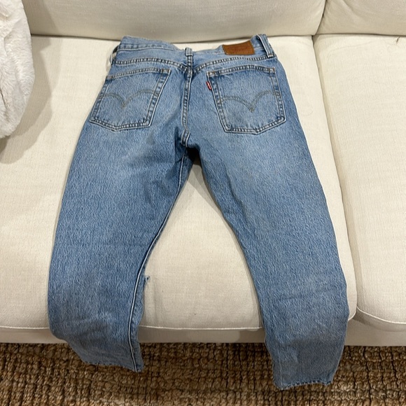 Women’s Levi’s - Picture 4 of 5